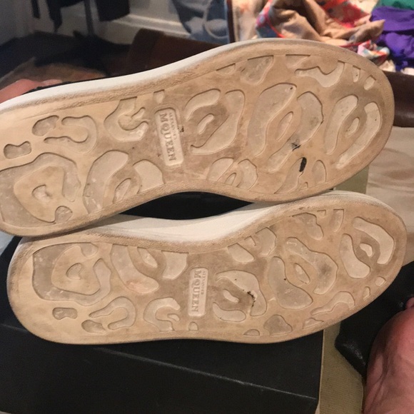 COPY - Alexander McQueen black penny loafers - Picture 4 of 8